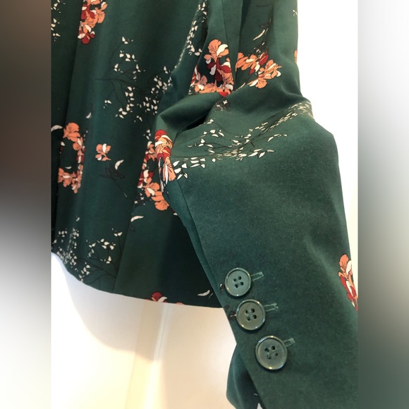 Forest green blazer with floral detail - Picture 4 of 5